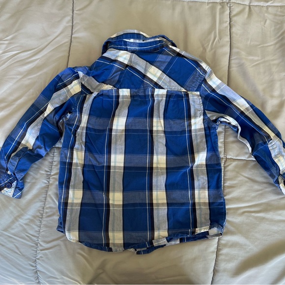 Lot of 3 Boy’s Button-Up Shirts-1 Toughskins,1 Garanimals,1 Swiss Cross in Sz 4T - Picture 8 of 13